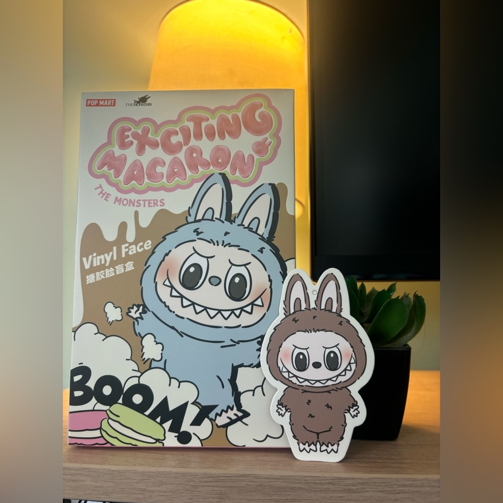 Labubu Exciting Macaron Toffee Popmart